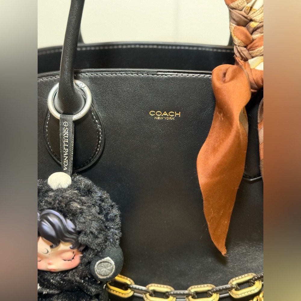 Coach Soft Empire 40 Full Set - Picture 4 of 9